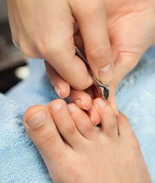 Corte de uñas CECAP